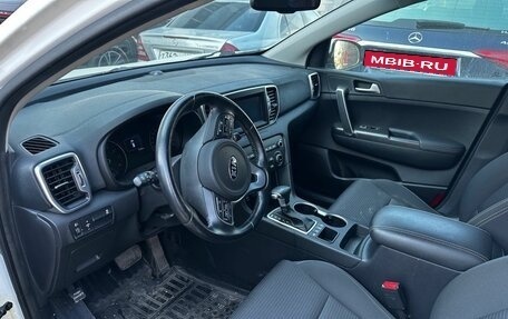 KIA Sportage IV рестайлинг, 2018 год, 2 490 000 рублей, 3 фотография