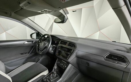 Volkswagen Tiguan II, 2019 год, 2 843 000 рублей, 13 фотография