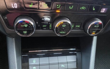 Skoda Octavia, 2020 год, 2 300 000 рублей, 13 фотография