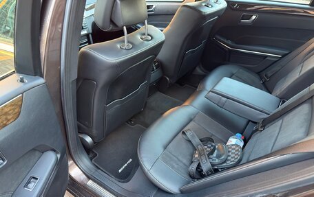 Mercedes-Benz E-Класс, 2013 год, 1 660 000 рублей, 14 фотография