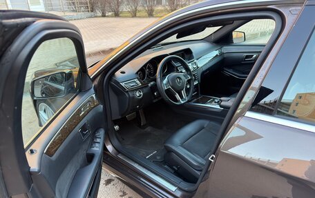 Mercedes-Benz E-Класс, 2013 год, 1 660 000 рублей, 12 фотография