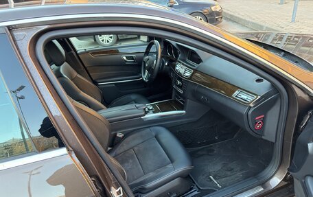 Mercedes-Benz E-Класс, 2013 год, 1 660 000 рублей, 17 фотография