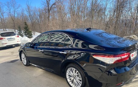 Toyota Camry, 2021 год, 2 830 000 рублей, 7 фотография