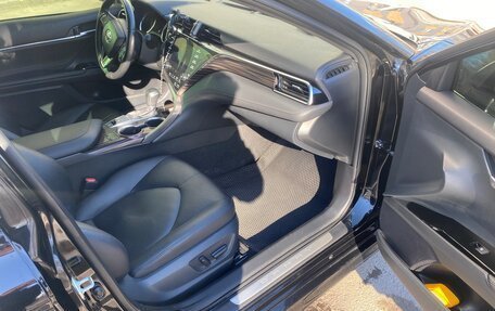 Toyota Camry, 2021 год, 2 830 000 рублей, 16 фотография