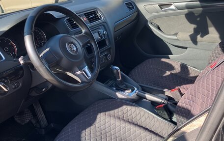 Volkswagen Jetta VI, 2012 год, 1 150 000 рублей, 9 фотография