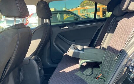 Volkswagen Jetta VI, 2012 год, 1 150 000 рублей, 18 фотография