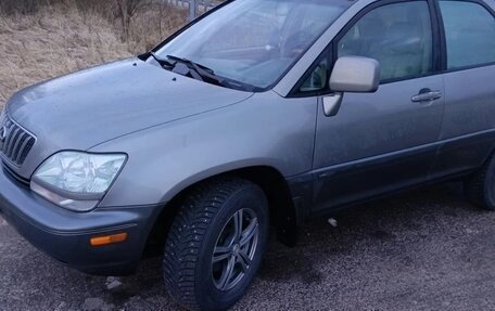 Lexus RX IV рестайлинг, 2002 год, 800 000 рублей, 9 фотография