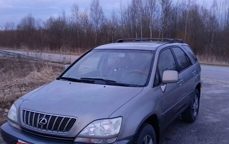 Lexus RX IV рестайлинг, 2002 год, 800 000 рублей, 8 фотография