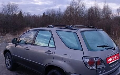 Lexus RX IV рестайлинг, 2002 год, 800 000 рублей, 3 фотография