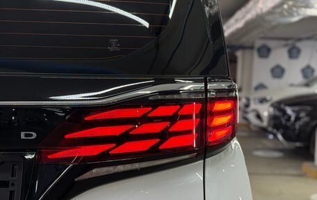 Toyota Alphard, 2025 год, 12 199 000 рублей, 8 фотография