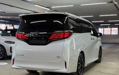 Toyota Alphard, 2025 год, 12 199 000 рублей, 9 фотография