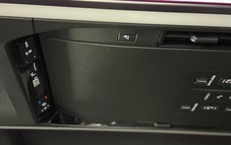 Toyota Alphard, 2025 год, 12 199 000 рублей, 22 фотография