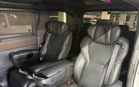 Toyota Alphard, 2025 год, 12 199 000 рублей, 20 фотография