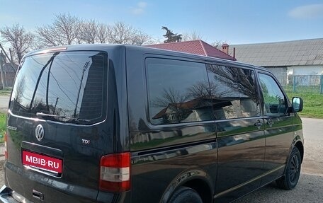 Volkswagen Caravelle T5, 2007 год, 1 600 000 рублей, 13 фотография
