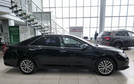 Toyota Camry, 2017 год, 2 395 000 рублей, 4 фотография