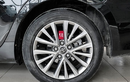 Toyota Camry, 2017 год, 2 395 000 рублей, 18 фотография