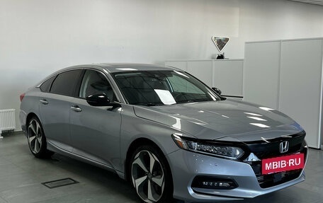 Honda Accord IX рестайлинг, 2020 год, 2 550 000 рублей, 2 фотография