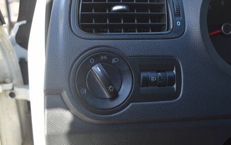 Volkswagen Polo VI (EU Market), 2015 год, 669 999 рублей, 13 фотография