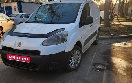 Peugeot Partner II рестайлинг 2, 2013 год, 490 000 рублей, 2 фотография