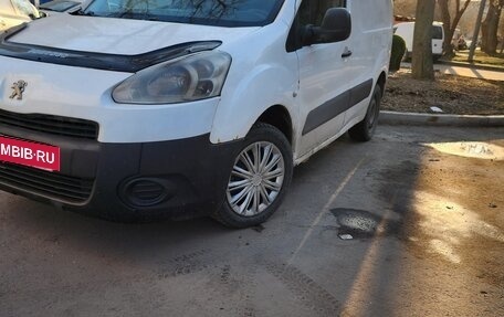 Peugeot Partner II рестайлинг 2, 2013 год, 490 000 рублей, 9 фотография