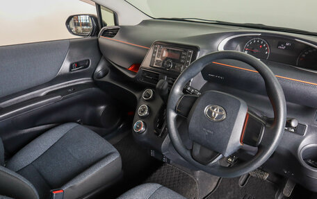 Toyota Sienta II, 2016 год, 1 529 000 рублей, 9 фотография