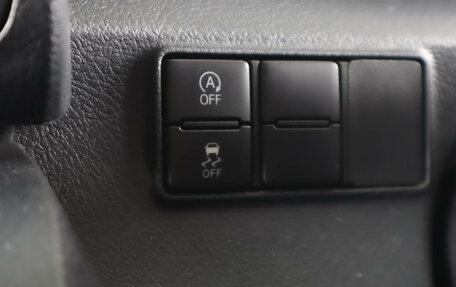 Toyota Sienta II, 2016 год, 1 529 000 рублей, 21 фотография