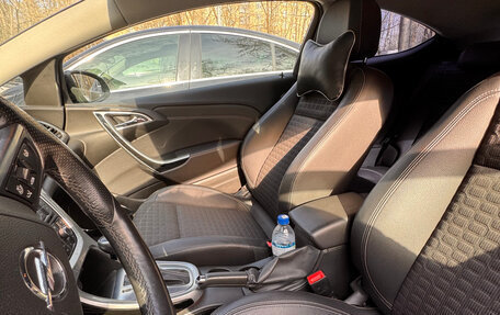 Opel Astra J, 2013 год, 1 299 000 рублей, 4 фотография