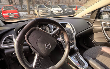 Opel Astra J, 2013 год, 1 299 000 рублей, 3 фотография