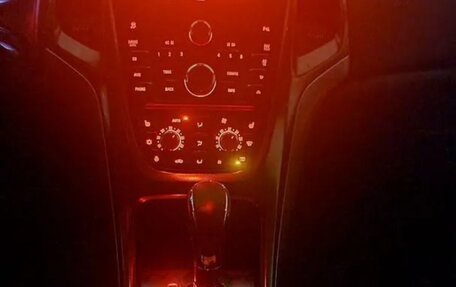 Opel Astra J, 2012 год, 820 000 рублей, 23 фотография