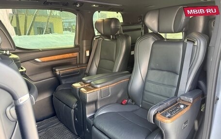 Toyota Alphard III, 2016 год, 4 299 000 рублей, 10 фотография