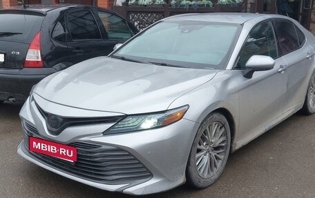 Toyota Camry, 2018 год, 2 500 000 рублей, 2 фотография
