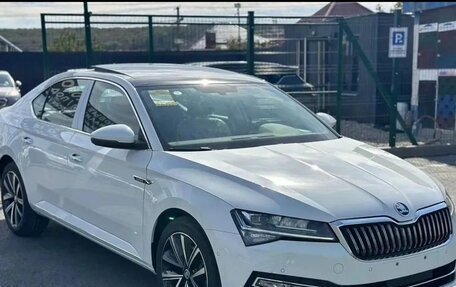 Skoda Superb III рестайлинг, 2025 год, 2 фотография