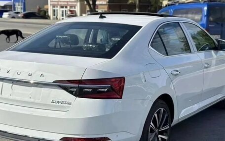 Skoda Superb III рестайлинг, 2025 год, 3 фотография