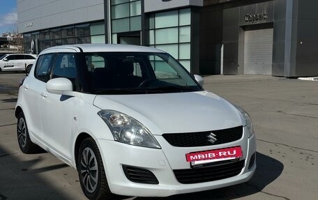 Suzuki Swift IV, 2012 год, 950 000 рублей, 4 фотография