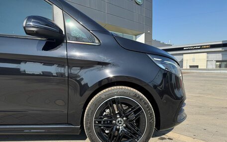 Mercedes-Benz V-Класс, 2024 год, 17 200 000 рублей, 6 фотография