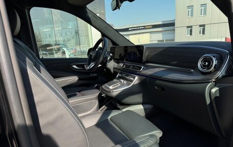 Mercedes-Benz V-Класс, 2024 год, 17 200 000 рублей, 10 фотография