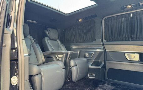 Mercedes-Benz V-Класс, 2024 год, 17 200 000 рублей, 11 фотография