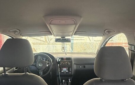 Volkswagen Touran III, 2010 год, 1 050 000 рублей, 12 фотография