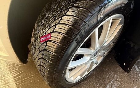 Volkswagen Touran III, 2010 год, 1 050 000 рублей, 10 фотография