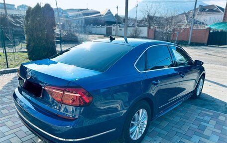 Volkswagen Passat B8 рестайлинг, 2017 год, 1 800 000 рублей, 6 фотография