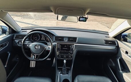 Volkswagen Passat B8 рестайлинг, 2017 год, 1 800 000 рублей, 12 фотография