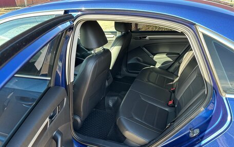 Volkswagen Passat B8 рестайлинг, 2017 год, 1 800 000 рублей, 11 фотография