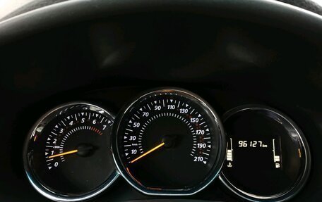 Renault Logan II, 2020 год, 975 000 рублей, 16 фотография