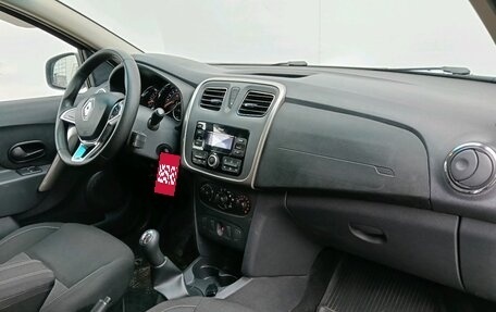 Renault Logan II, 2020 год, 975 000 рублей, 9 фотография