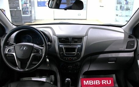 Hyundai Solaris II рестайлинг, 2016 год, 580 000 рублей, 10 фотография