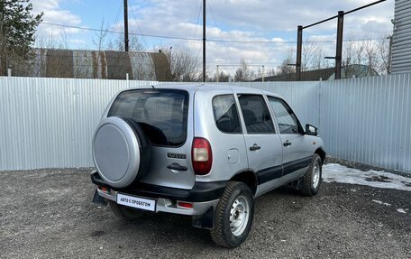 Chevrolet Niva I рестайлинг, 2003 год, 295 000 рублей, 2 фотография