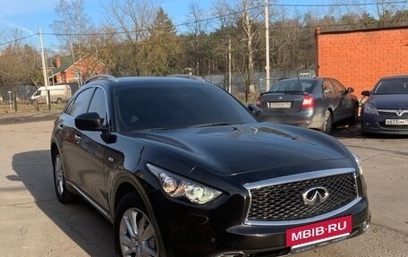Infiniti QX70, 2017 год, 3 499 000 рублей, 2 фотография