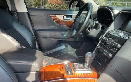 Infiniti QX70, 2017 год, 3 499 000 рублей, 10 фотография