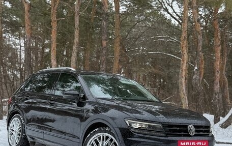 Volkswagen Tiguan II, 2018 год, 2 620 000 рублей, 2 фотография