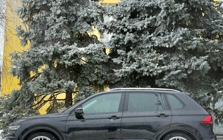 Volkswagen Tiguan II, 2018 год, 2 620 000 рублей, 5 фотография